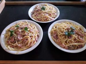 cafe-bar-taverna-o sotiris-axerontas-11