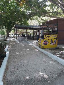 cafe-bar-taverna-o sotiris-axerontas-2