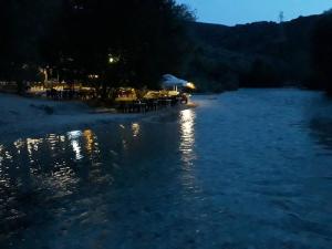 cafe-bar-taverna-o sotiris-axerontas-24